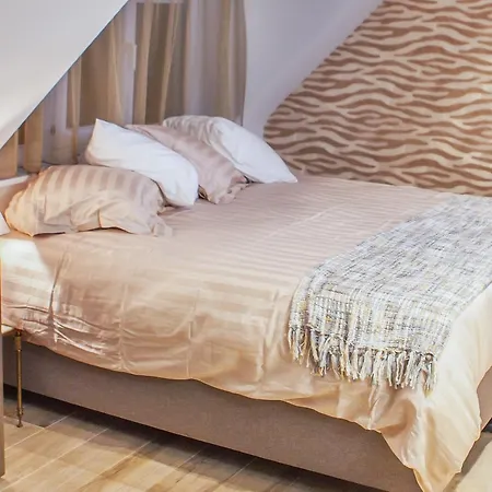 فندق مبيت وإفطار Sable D'o -vlak Aan De Zee- 5*